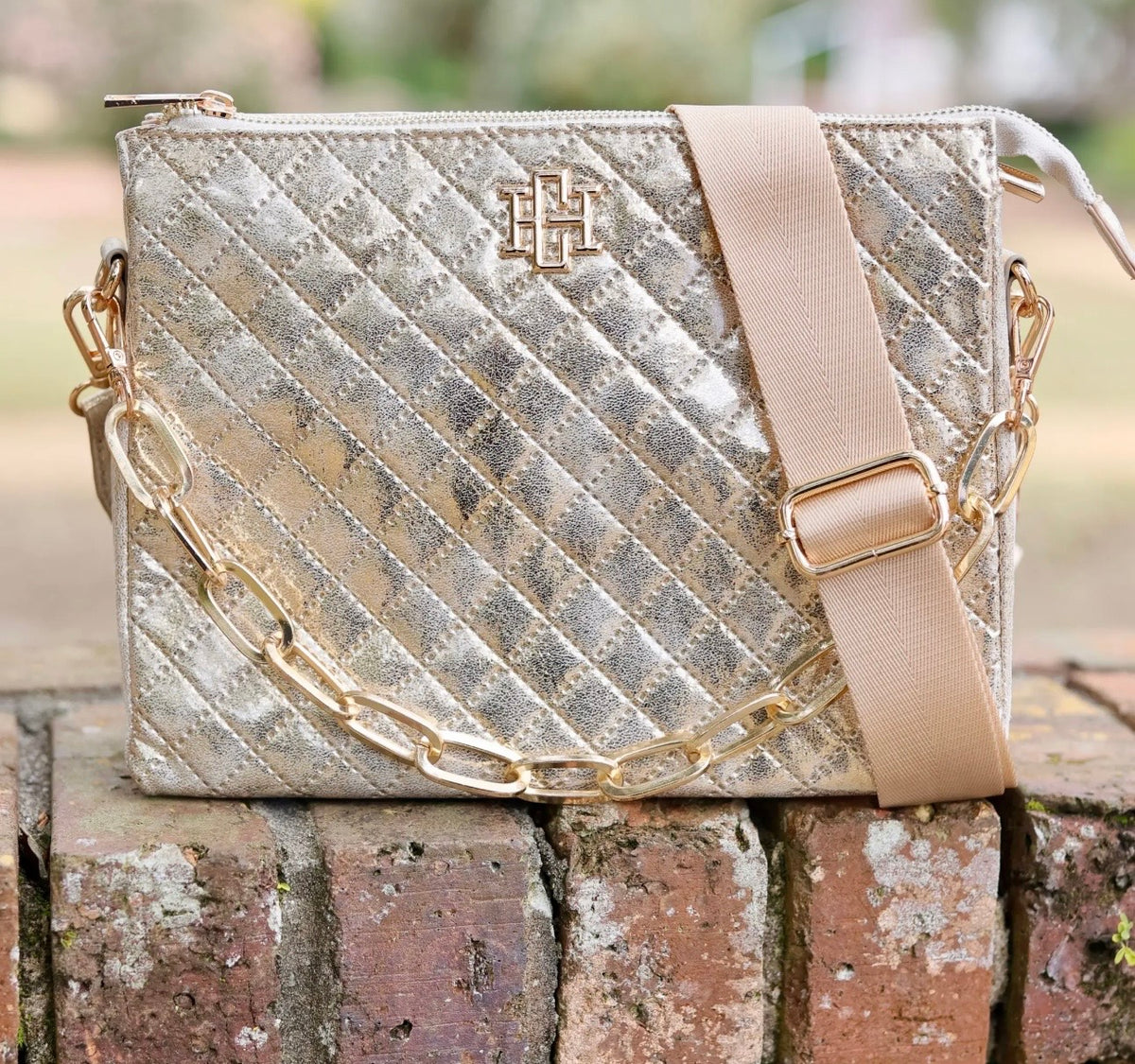 Ariana Crossbody Champagne