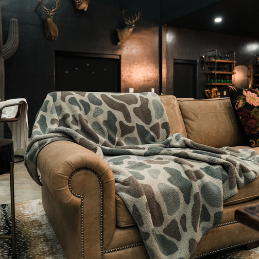 Burlebo Sherpa Blanket-Classic Camo