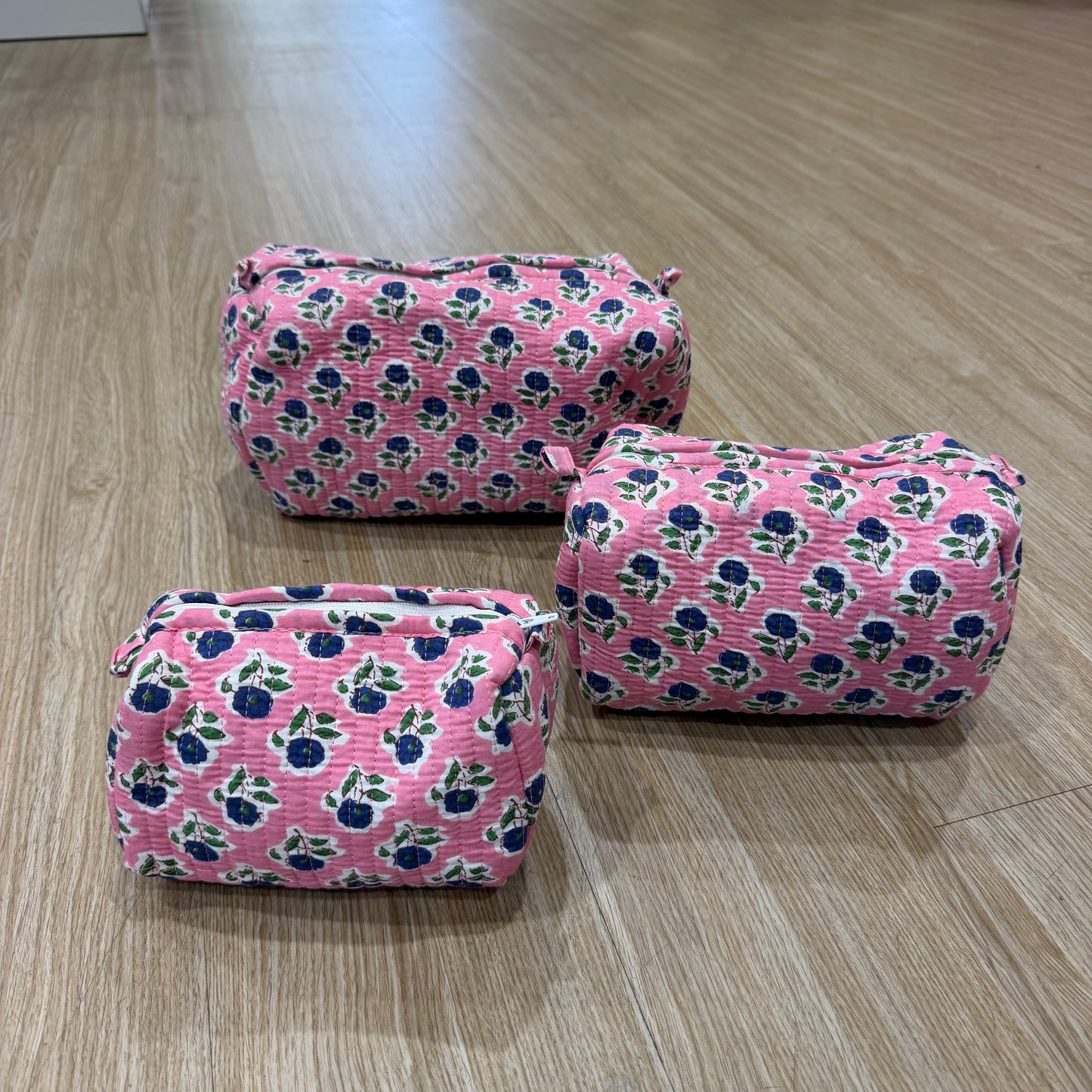3 Piece Pink Zipper Pouch