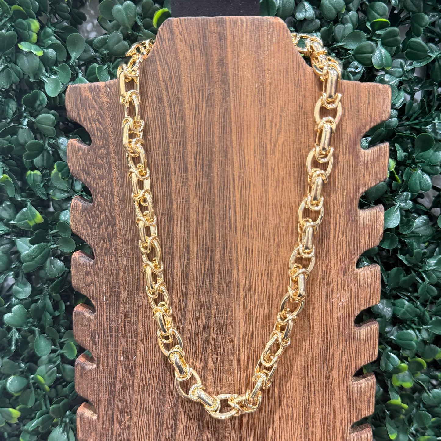 Chunky Gold Chain Necklace